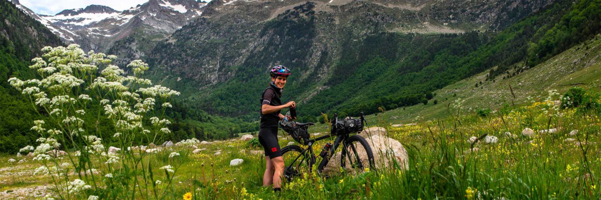 Bikepacking mit Anna Barrero: das Interview mit der energischen katalanischen Radsportlerin