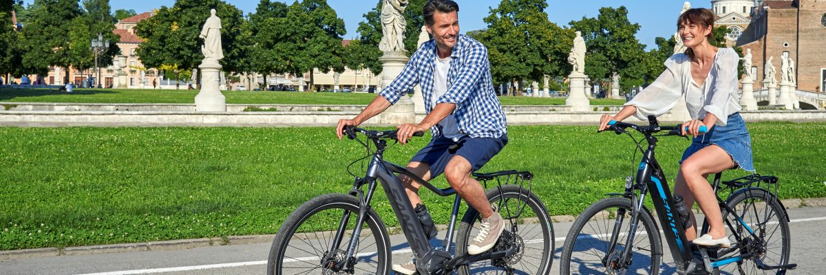 Das Fahrrad ist für die Stadt auch in Zeiten des Coronavirus die beste Entscheidung, doch wenn wir Probleme vermeiden wollen, ist es wichtig, den richtigen Sattel zu wählen.